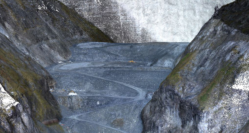 Surveying and inspecting safely from the air